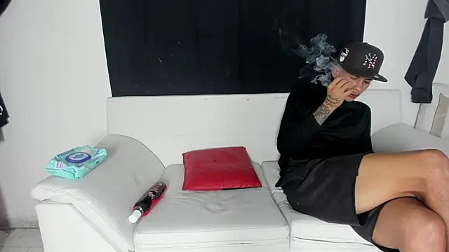 self_love46's live cam