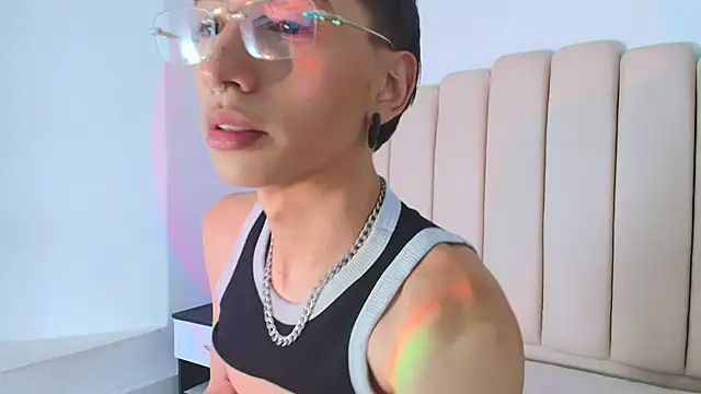 lian_cameron webcam