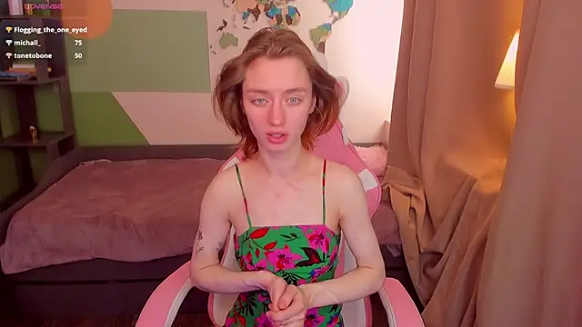 Pretty_Victoria live cam on StripChat
