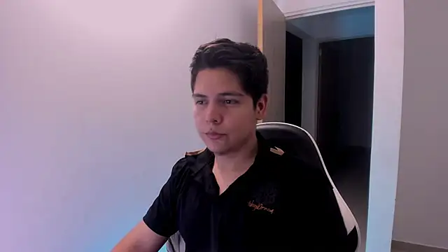 Asta_YunoXXX webcam