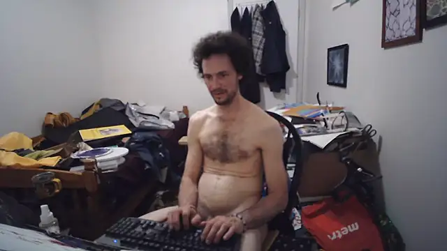 JohnnyMoves webcam