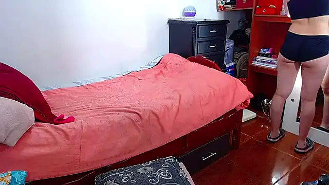 MariamGray1 webcam