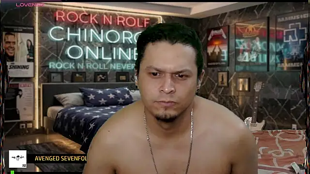 chino_roz live cam on StripChat