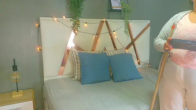 JenaCooper_ webcam