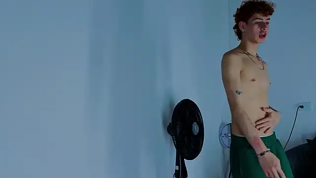 nova_salvatore webcam
