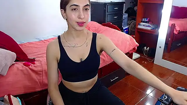 MariamGray1 webcam