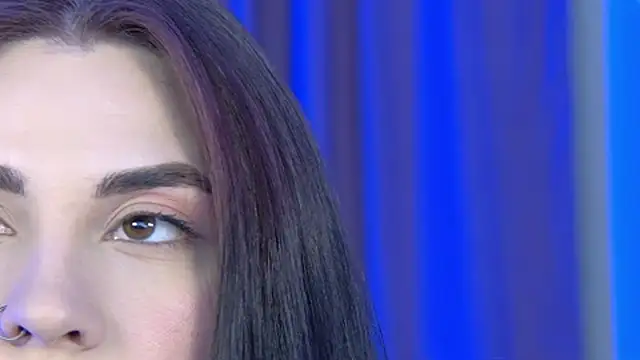 adrianatoress - AdrianaToress's free webcam - UK Sex Cams