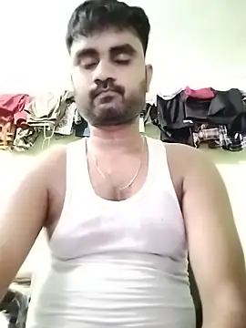 loyalboy_0052 webcam