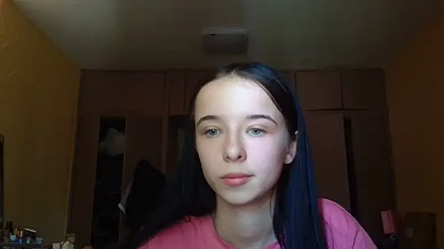 Emilia_Light webcam