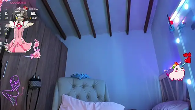 SkyeGabbyRose webcam