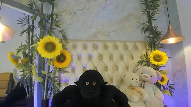 LittleeJaz webcam