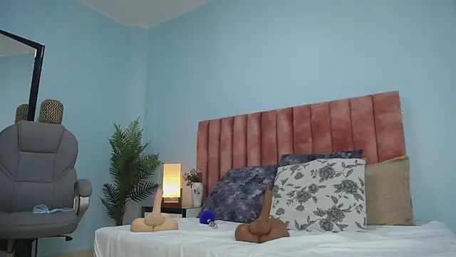 nana_levy webcam