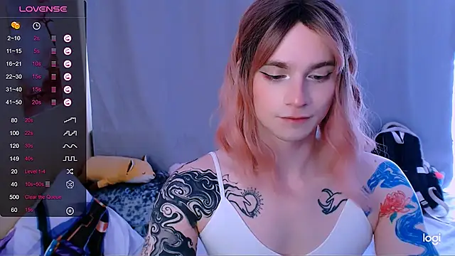 Alice_Hells webcam