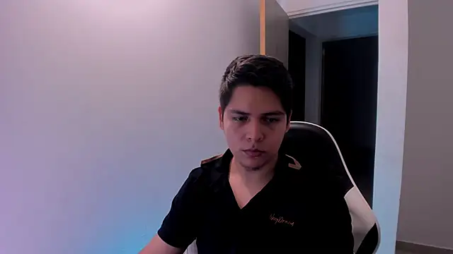 Asta_YunoXXX webcam
