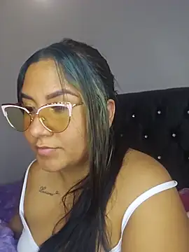 Wismola - Couple webcam sex chat
