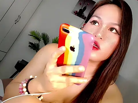 Miss_twinny21 webcam
