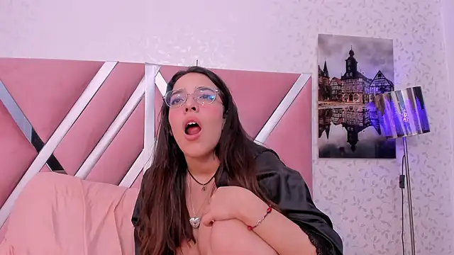 aniemorningstar - Aniemorningstar's free webcam - UK Sex Cams