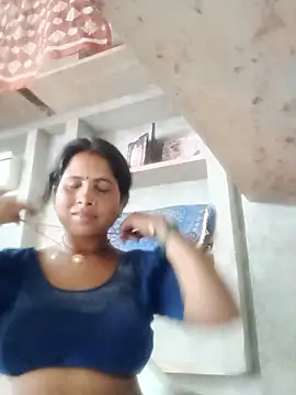 Shreya_pandit live cam on StripChat