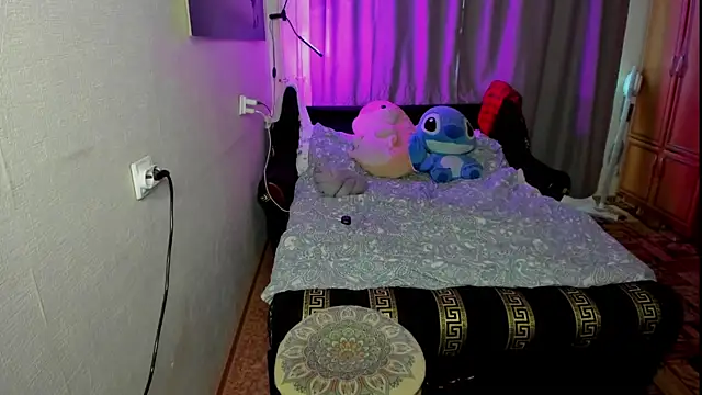 monica__elder webcam