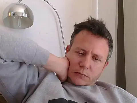 TroyDieselXXX webcam