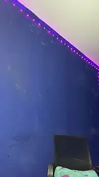 モデル: NikitaDragunXXX