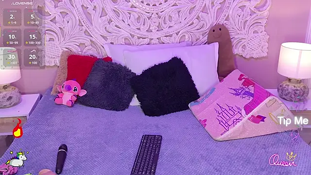 MalaikaBrown webcam