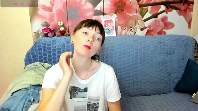 TayanaJons webcam