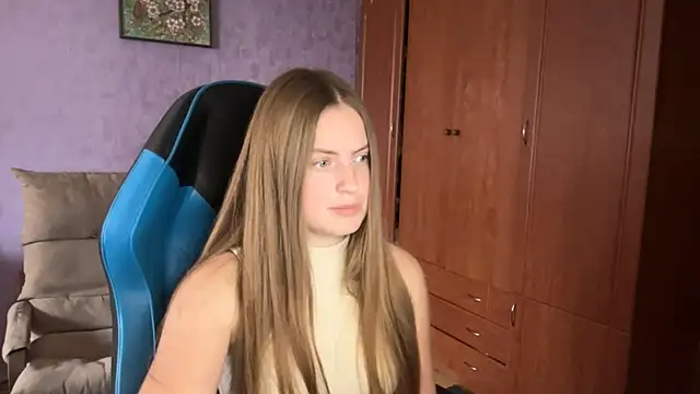 SilkSinner_ webcam