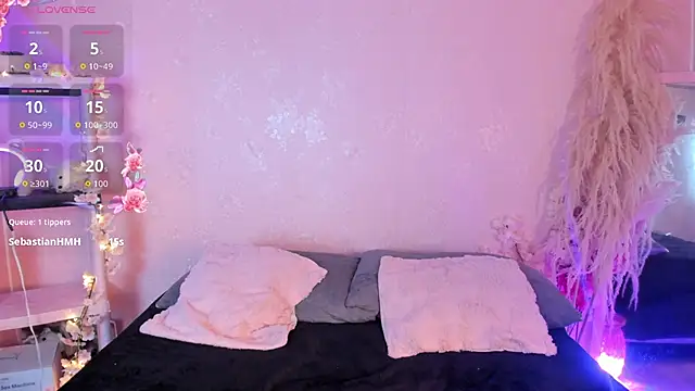 valk_submissive - Valk_submissive's free webcam - UK Sex Cams