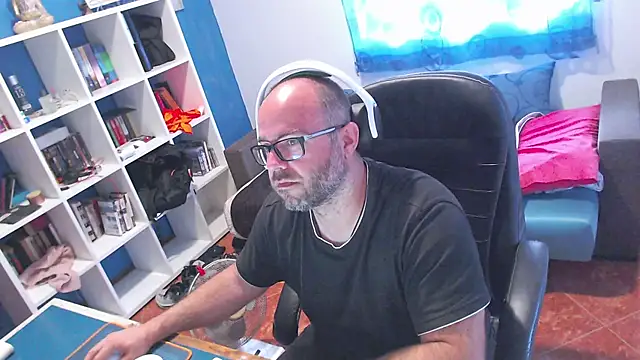 ravingr4d4