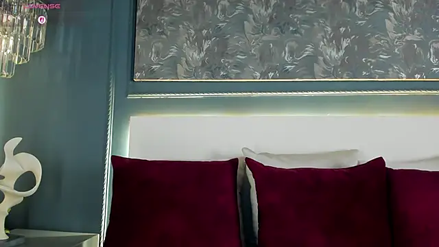 MiaKay1 webcam
