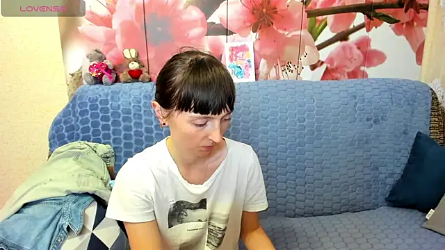 TayanaJons webcam