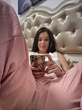 HotXMom_ webcam