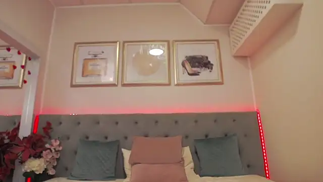 HellenDesire webcam
