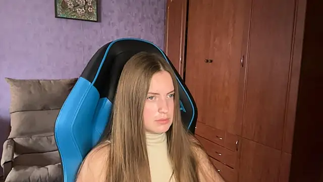 SilkSinner_ webcam