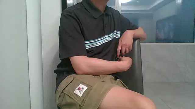 nole_china7 (Ask my age) - talk / fun / cum