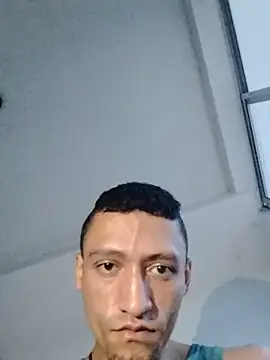 TuCanero23cm live cam on StripChat