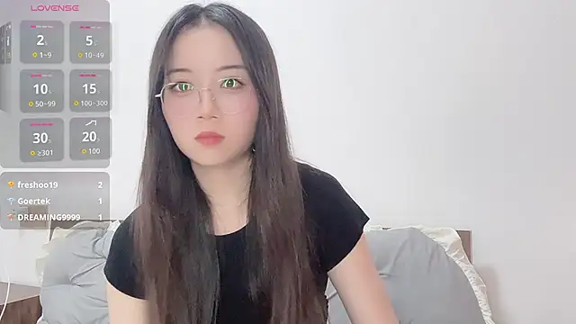 77-Vicky webcam