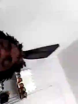 Hugedick0071 webcam