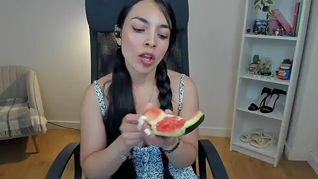 _BellaEvans_ webcam