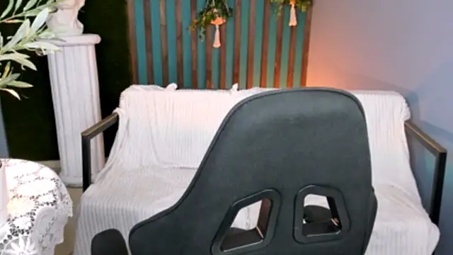 ArielSykes webcam
