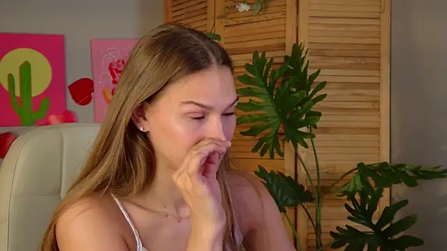 Sweet_Emilya webcam