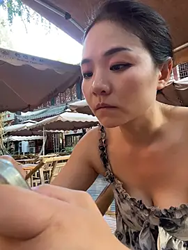 xiaochengzi505 live cam on StripChat