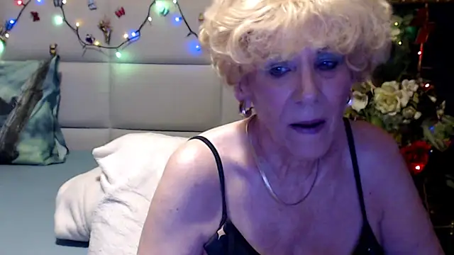 HappyWomanOn