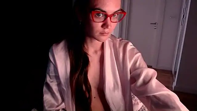 EvelynGG webcam