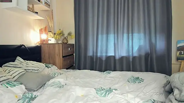 MaryJacksoon webcam