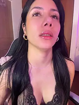 ArianaReynoldss webcam