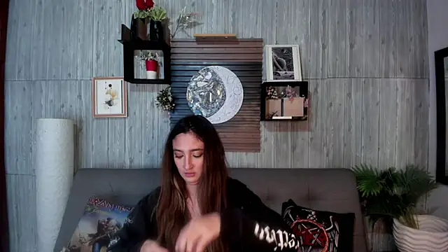 Alucarda666 webcam