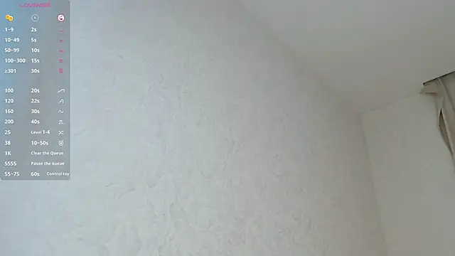 LuxeK1tt3n webcam
