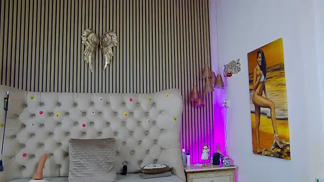 PlayfulShow webcam